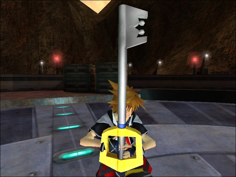 An in-game screenshot showing the Kingdom Key from the front.